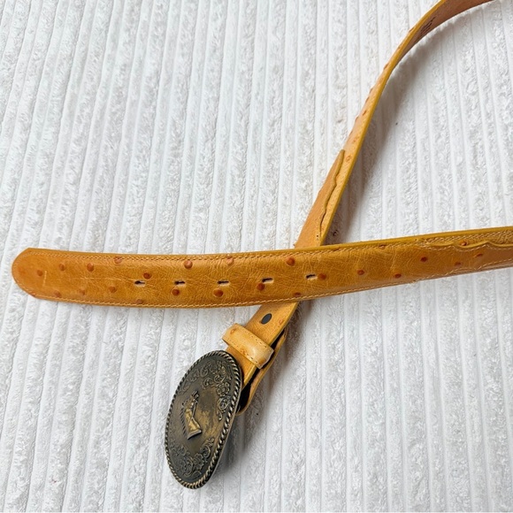 Tony Lama Tan Leather Western Belt With Western Buckle - Picture 6 of 7